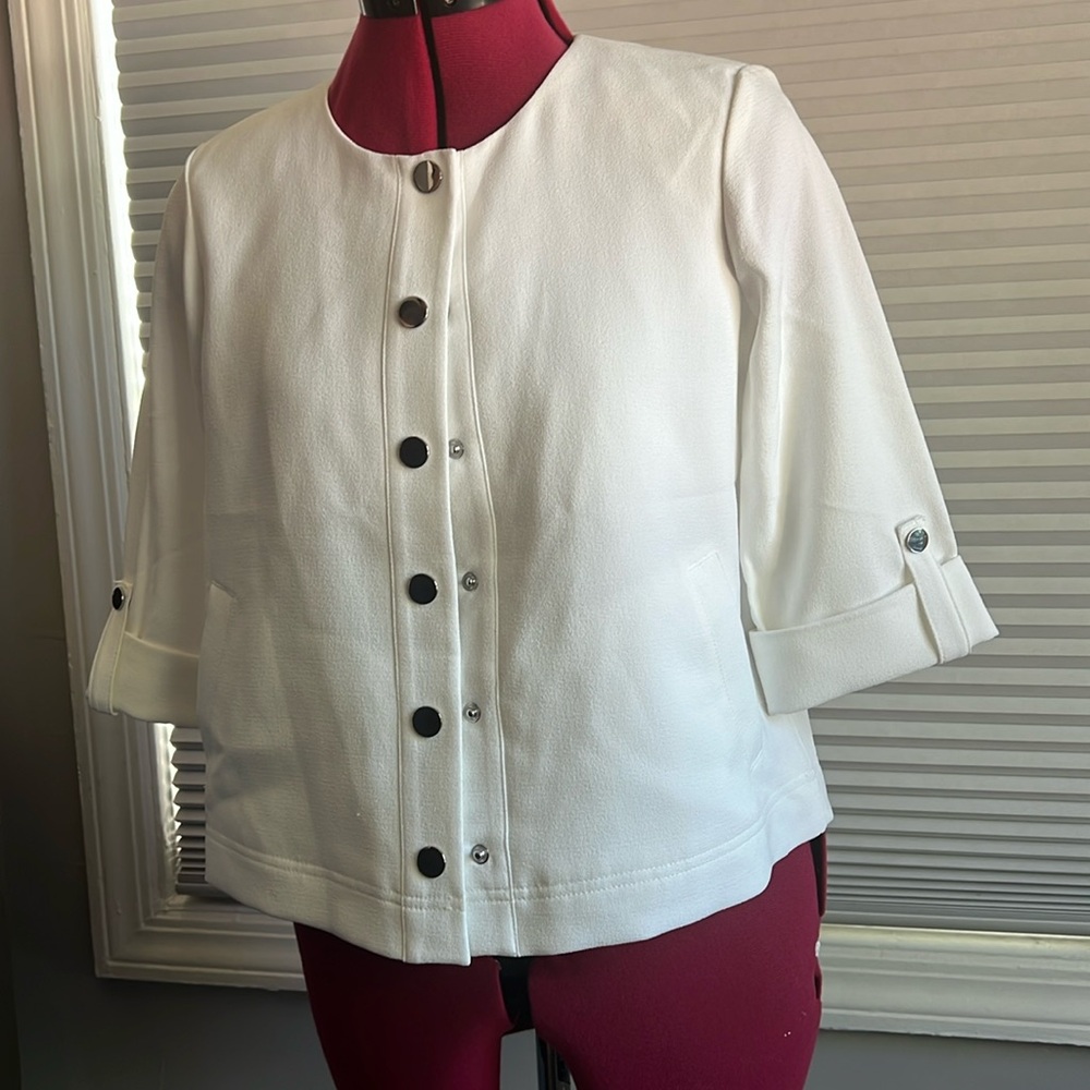 Kasper white jacket